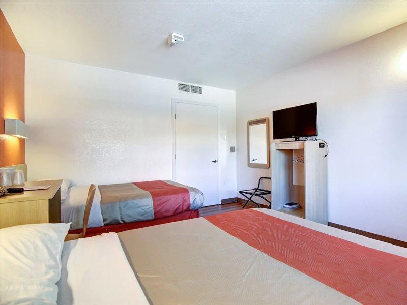 Quality Inn Santa Fe New Mexico Exterior photo