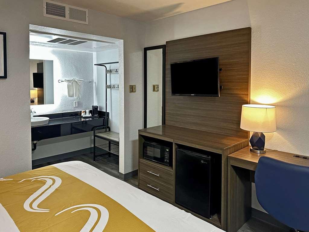 Quality Inn Santa Fe New Mexico Room photo